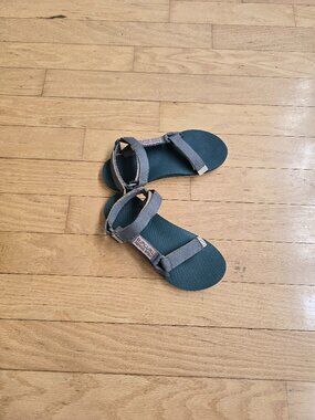 Rip Curl | Searcher All Terrain olive green granola sandals | WMS 8.5